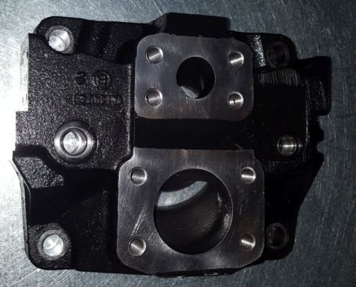 End cap, Sauer Danfoss Series 45 pump, E-frame, rear ports, CW.  1701481