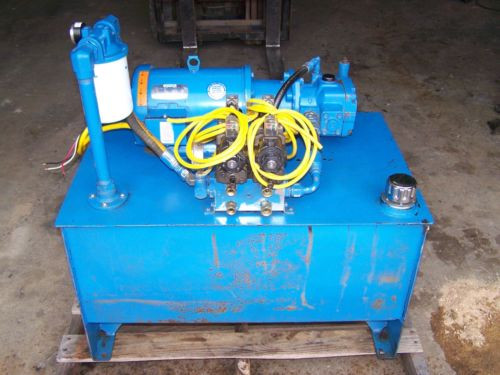 Nachi Czech Republic  Variable Vane Pump Hydraulic Unit VDC-2B-2A3-E35 Leeson 5 HP 230/460V