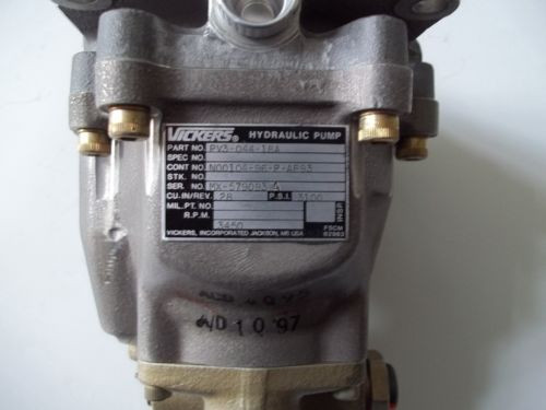 VICKERS United States of America  HYDRAULIC PUMP PV3-044-18A  AIRCRAFT