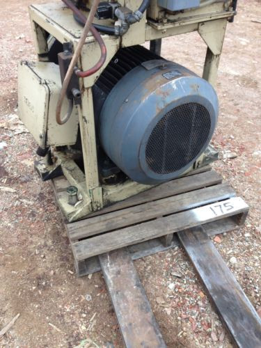 Hydraulic Denmark  power with 75HP Vickers pump Motor Pump Only Used