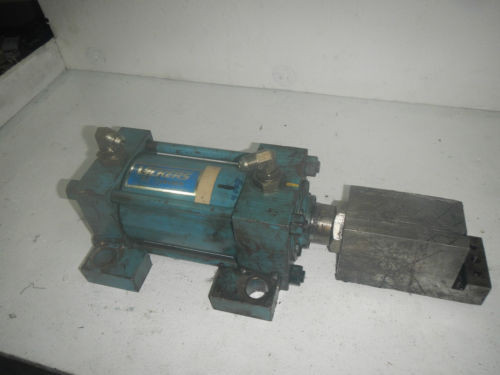Vickers Gibraltar  4#034; bore by 4#034; Stroke TG01HRGA5A400 Hydraulic Cylinder
