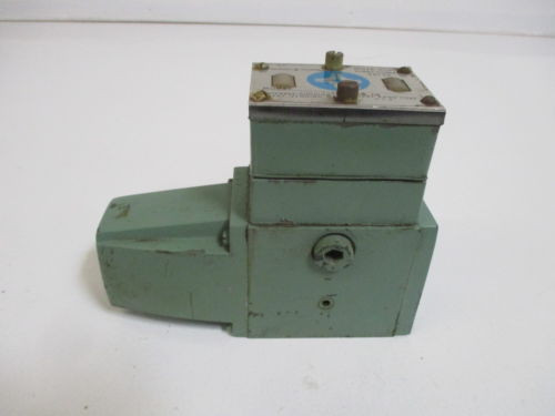 VICKERS Russia  PBDG4S4L 012A 50 INSTA-PLUG DIRECTIONAL VALVE USED