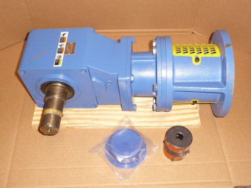 Sumitomo SM-Hyponic Right Angle Gear Speed Reducer, RNFJ-1520LY-X1-25, 25:1