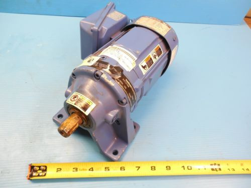 SUMITOMO CNHM02 6075C 11 INDUCTION MOTOR MADE IN USA INDUSTRIAL MOTORS
