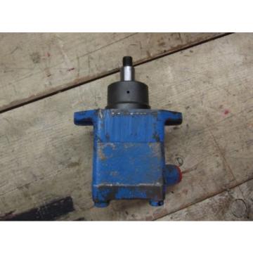 VICKERS Bulgaria  VTM-42 HYDRAULIC STEERING PUMP MANY APPLICATIONS USED GREAT SHAPE