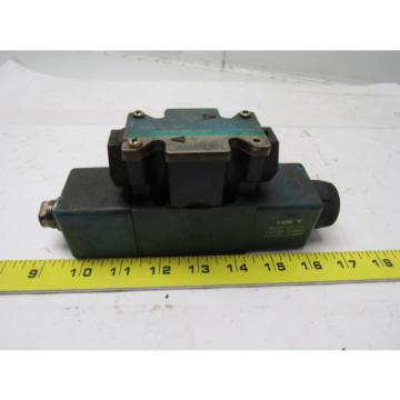 Vickers Bahamas  DG4V-3S-7C-M-FW-B5-60 Solenoid Operated Directional Valve 110/120V