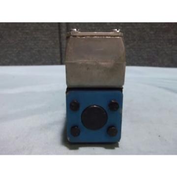 Used Gambia  Sperry Vickers DG4V 3 2A W B 12 Pilot/Directional Valve 110-120VAC 50/60Hz