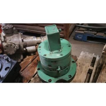 Vickers Netheriands  Hydraulic Vane Motor MHT 50 N1 30 S1  2871