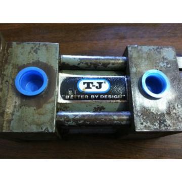 Vickers Honduras  T-J Hydraulic Cylinder Model SH2-2, 2#034; Bore x 1#034; Stroke