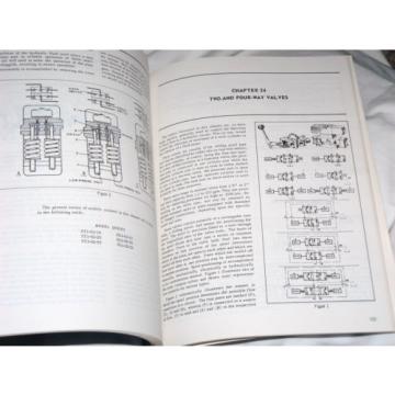 Vickers Liechtenstein  Industrial Hydraulics Manual 1962 paperback Detroit, Michigan