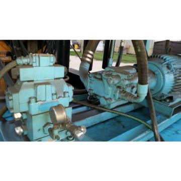 2010 Botswana  20 Hp Skid Mount Vickers 3,000 PSI High Flow Hydraulic Pump 200 Gallon tank