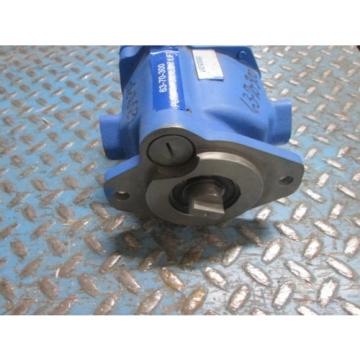 Vickers Solomon Is  Hydraulic Vane Pump MPUB10-LS21D-12-002 426435 16J000E Used