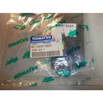 NEW Solomon Is  Genuine Komatsu ND116650-6850 Door Assembly Foam Pad ND1166506850 OEM *NOS*