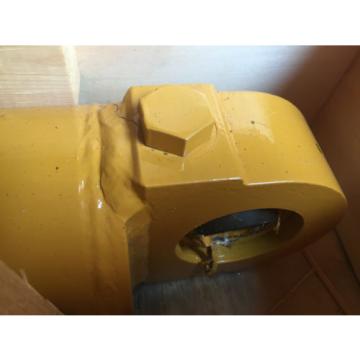 Hydraulic United States of America  Cylinder Komatsu Front Loader Dresser H100C 933489C93 911442 NOS