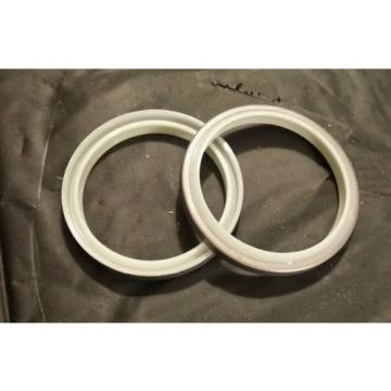 707-56-70540 Egypt  Dust Seal Komatsu New 7075670540 PC200LC-8 Set of 2