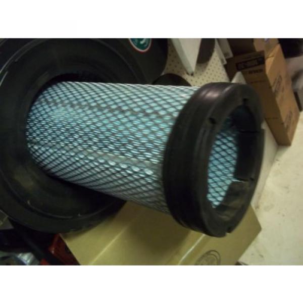 Genuine Ecuador   Komatsu  Inner And Outter Air Filter Kit Part Number  600-185-5100 #3 image