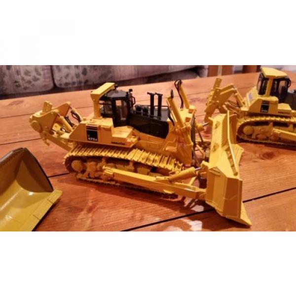 Lot Reunion  of 4 Komatsu &amp; Caterpillar 1/50 Scale Mining Push Dozers *NEW* #3 image