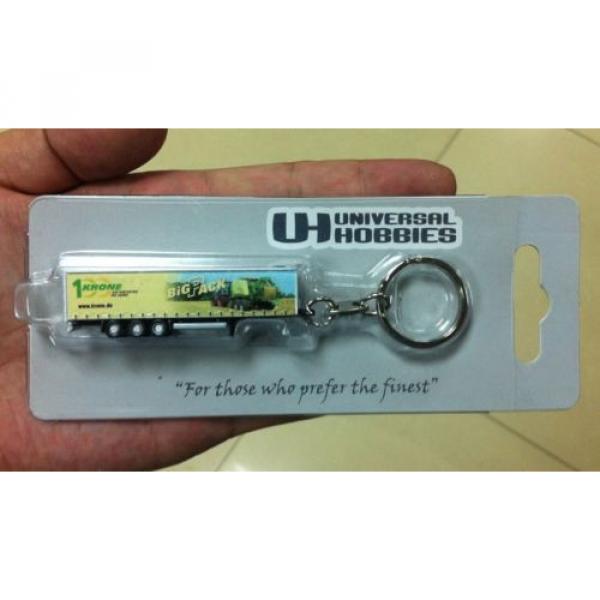 Universal Belarus  Hobbies Komatsu UH 5531 Krone Big Pack Trailer Key chain Keyring #1 image