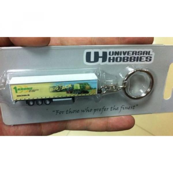 Universal Belarus  Hobbies Komatsu UH 5531 Krone Big Pack Trailer Key chain Keyring #2 image