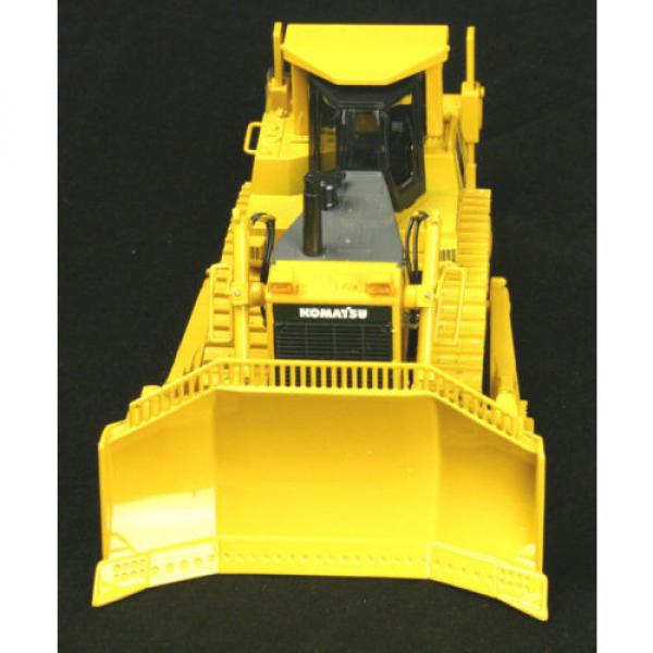 FIRST Luxembourg  GEAR Komatsu D375A Bulldozer Crawler w/ Ripper Tractor Collector Toy 1/50 #5 image