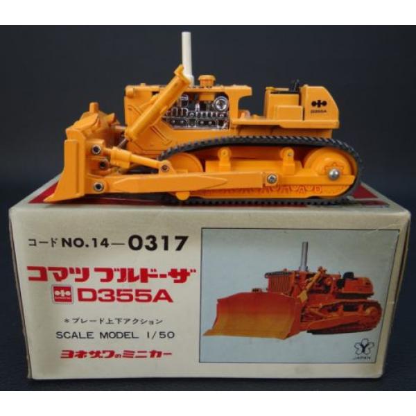 Komatsu Solomon Is  Yonezawa Toys Diapet D355A Bulldozer 1/50 - Made in Japan w/ Box #1 image