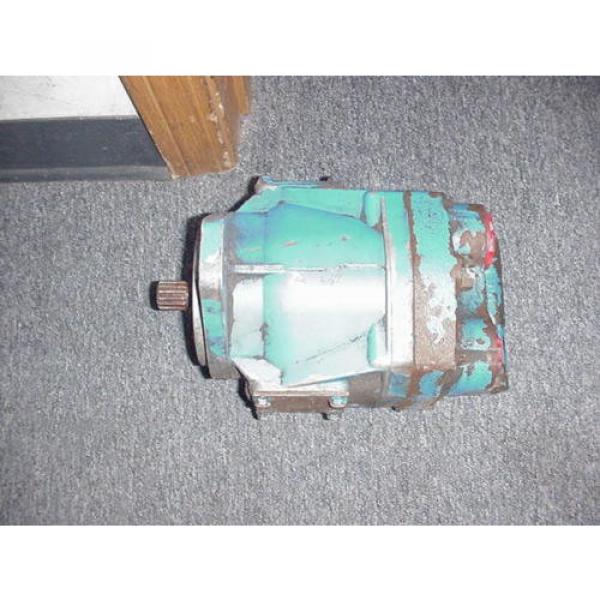 Vickers Burma  Eaton  Hydraulic Pump 02-466220, PVE012R05AUB0B21240001001AGCD0A PVE012 #1 image