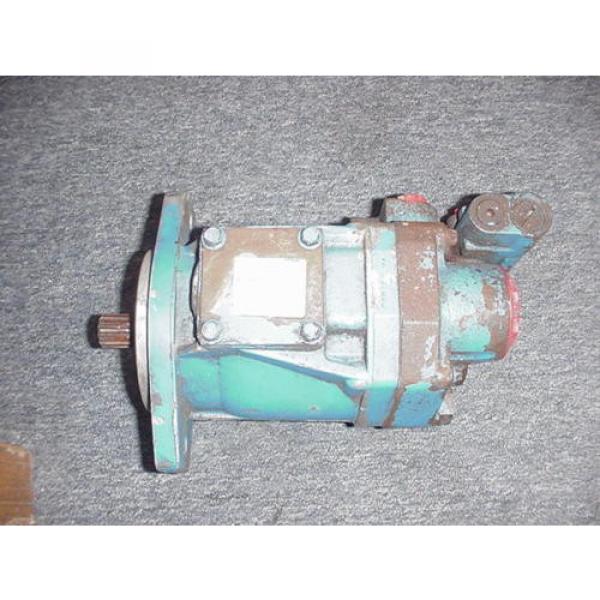 Vickers Burma  Eaton  Hydraulic Pump 02-466220, PVE012R05AUB0B21240001001AGCD0A PVE012 #3 image