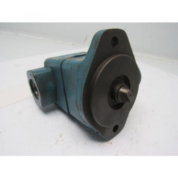Vickers Liberia  V101S2S27A20 Single Vane Hydraulic Pump 1#034; Inlet 1/2#034; Outlet #7 image