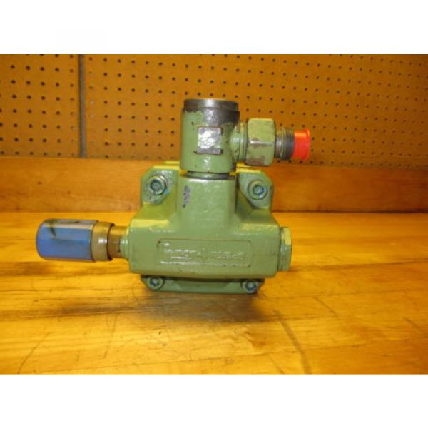 Vickers France  GPA2-16-EK1-30R Hydraulic Gear Pump 0286440 #7 image