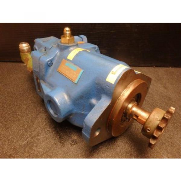 Vickers Liberia  Hydraulic Pump PVB10 RSY 31 CM 11 _ PVB10RSY31CM11 #4 image