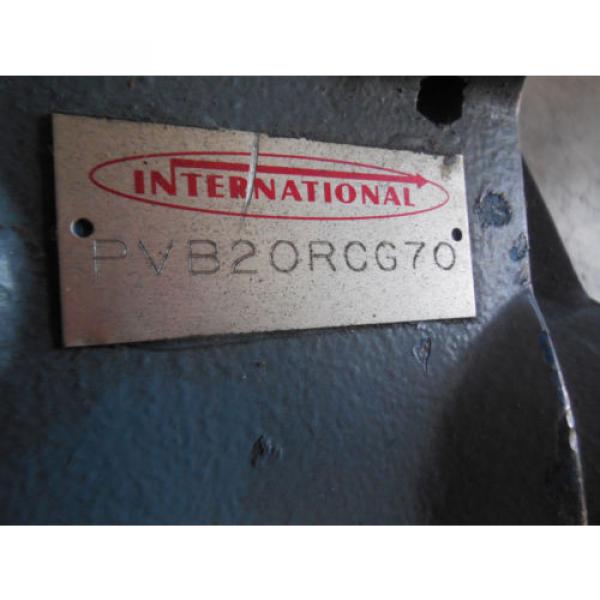 Origin Uruguay  INTERNATIONAL VICKERS PISTON PUMP PVB20RCG70 #3 image