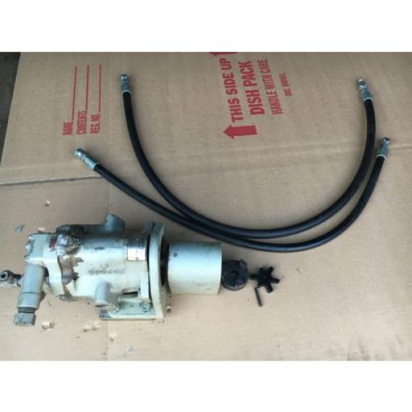 Vickers Oman  Sperry Hydraulic Pump #8 image