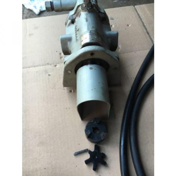 Vickers Oman  Sperry Hydraulic Pump #9 image