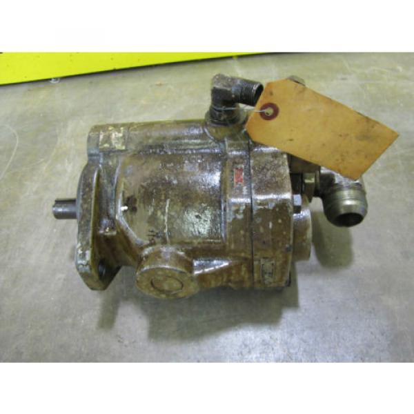 REBUILT Russia  VICKERS F3PVP15FLSY31CM11 HYDRAULIC PUMP 7/8#034; SHAFT DIA 1-1/4#034;NPT IN/OUT #8 image
