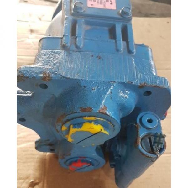 origin Niger  Eaton Vickers Hydraulic Pump PVE19AR05AB10B16240001001AGCDF / 02-341636 #4 image