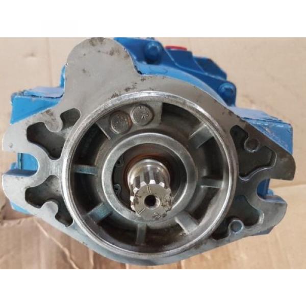 origin Niger  Eaton Vickers Hydraulic Pump PVE19AR05AB10B16240001001AGCDF / 02-341636 #5 image