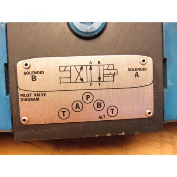 Vickers Netheriands  PA5DG4 S4LW 012N H 61, Hydraulic Directional Pilot Valve Coils 24VDC #3 image