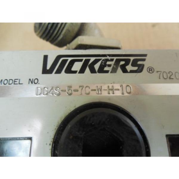 Vickers Guinea  Hydraulic Solenoid Valve DG4S-5-7C-W-H-10 DG4S57CWH10 24 VDC Used #4 image