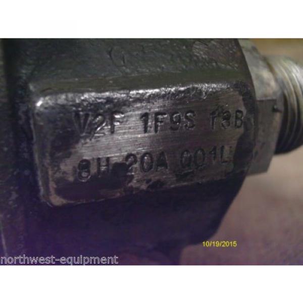 Vickers Liechtenstein  V2F 1F9S 18B, 8H 20A 001L  Hydraulic Vane PUMP 2 flange #4 image