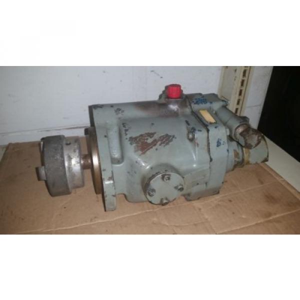 Vickers Argentina  PVQ 20 B2R SE1S 20 CM7 11 Hydraulic Industrial Piston Pump #2 image