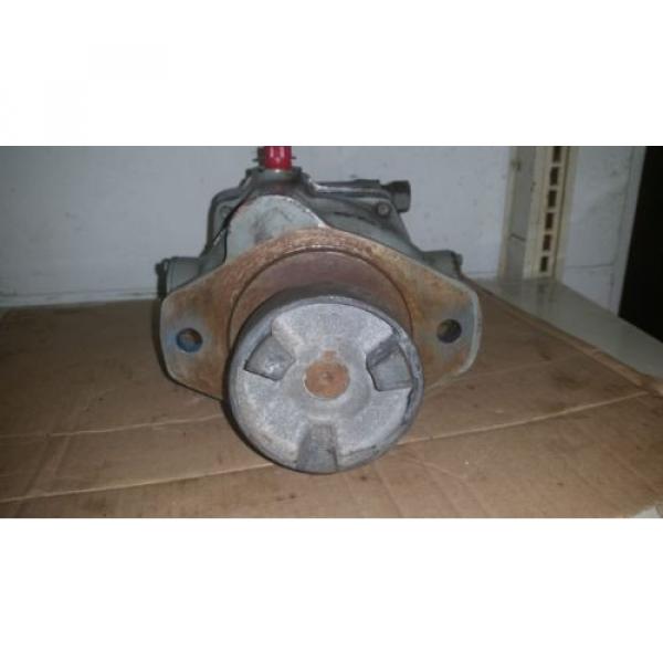 Vickers Argentina  PVQ 20 B2R SE1S 20 CM7 11 Hydraulic Industrial Piston Pump #3 image