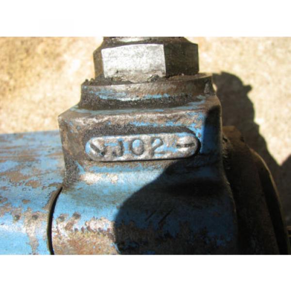 Vickers Solomon Is  hydraulic pump 2520VQ 17C 11 Vane Pump #4 image