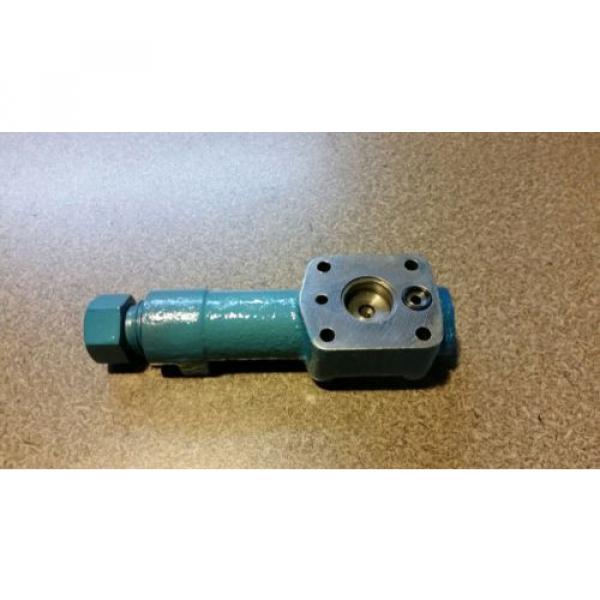 Vickers|pressure Cuba  compensator|3000 psi max|industrial|pump accessory|hydraulic #1 image
