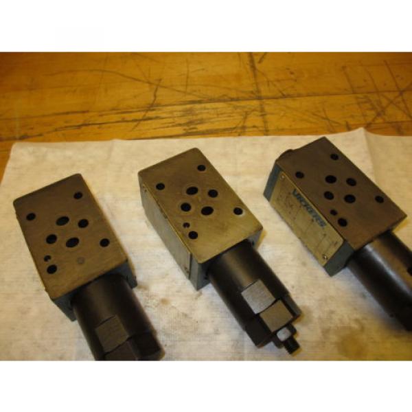 Vickers France  DGMX2-3-PP-CW-20-B Hydraulic Valve LOT OF 3 SystemStak Pressure Reducing #4 image