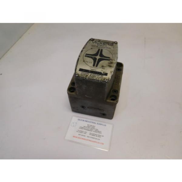Vickers Russia  FCGT02B004-11 Hydraulic/Electric Flow Control Valve #1 image