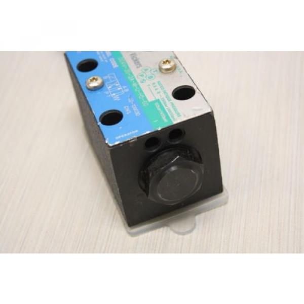 EATON Bulgaria  VICKERS Solenoid Operated Hydraulic Directional Valve DG4V3S amp; 507848 #3 image