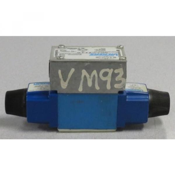 VICKERS Haiti  Directional Control Valve M/N: DG4V-3-2C-M-W-B-40 Assy :  633745 #3 image