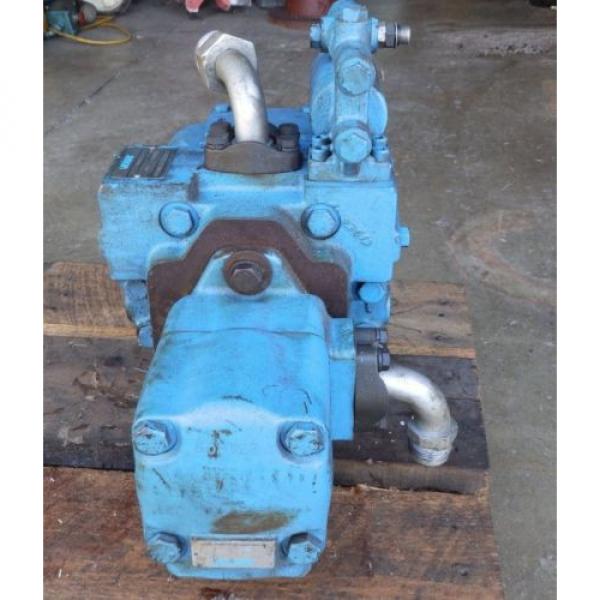 Vickers Suriname  Hydraulic Pump PVE35QIL-B13-22-C20V-21 Make Offer #4 image