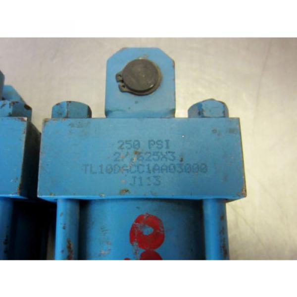 Vickers Egypt  Eaton Hydraulic Cylinder TL10DACC1AA03000 250PSI Used Listing is for One #6 image