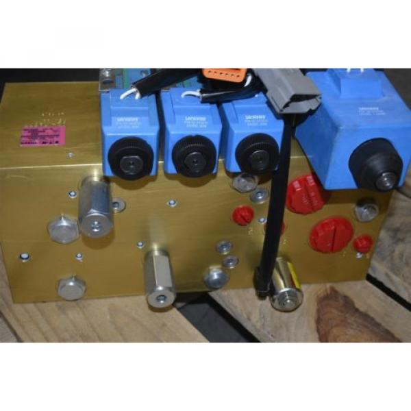 Caterpillar Barbuda  DEUCE DV100 Hydraulic GP-TILT Control Part 1244624 Eaton Vickers 24V #6 image